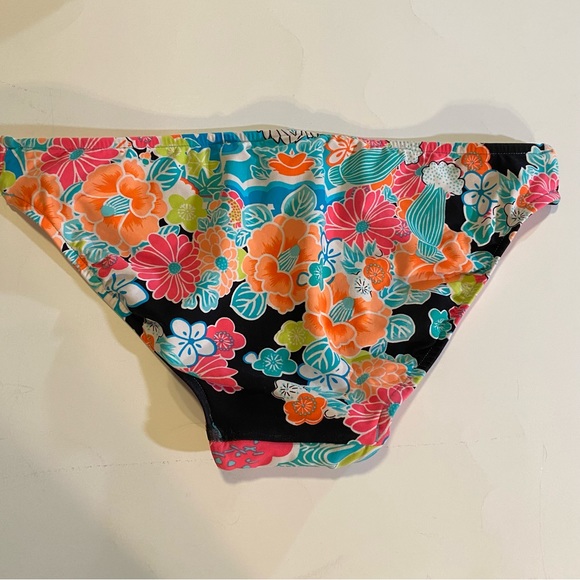 Seafolly Australia SZ 6 Bikini, GUC, underwire/slight padding top, non slip top - Picture 5 of 16